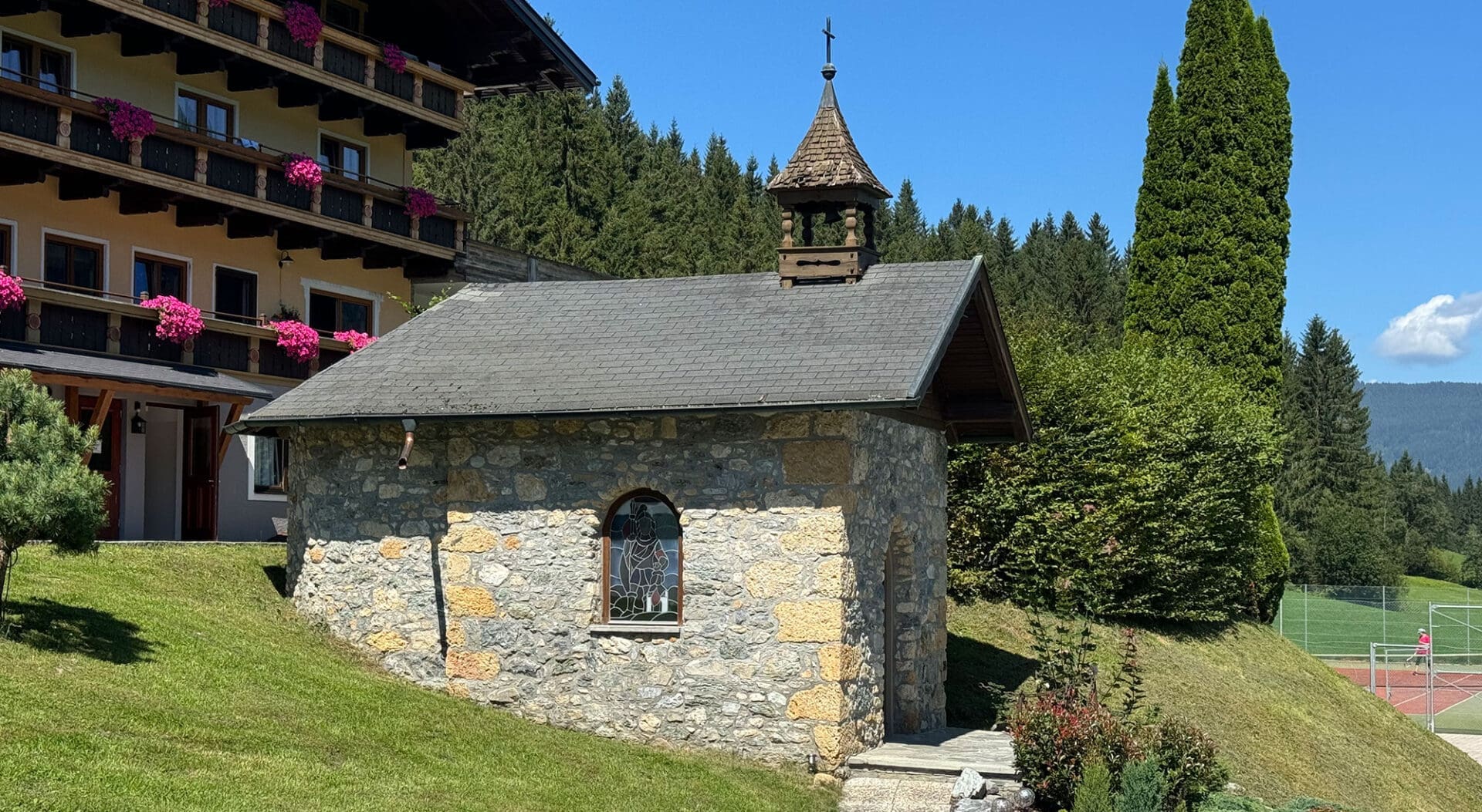 Kapelle - Bauernhofhotel in Österreich, Der Stieglerhof in Radstadt